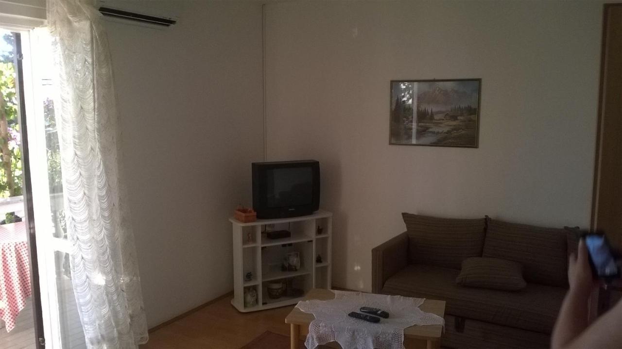 Apartments By The Sea Barbat, Rab - 17620 Barbat na Rabu Екстериор снимка